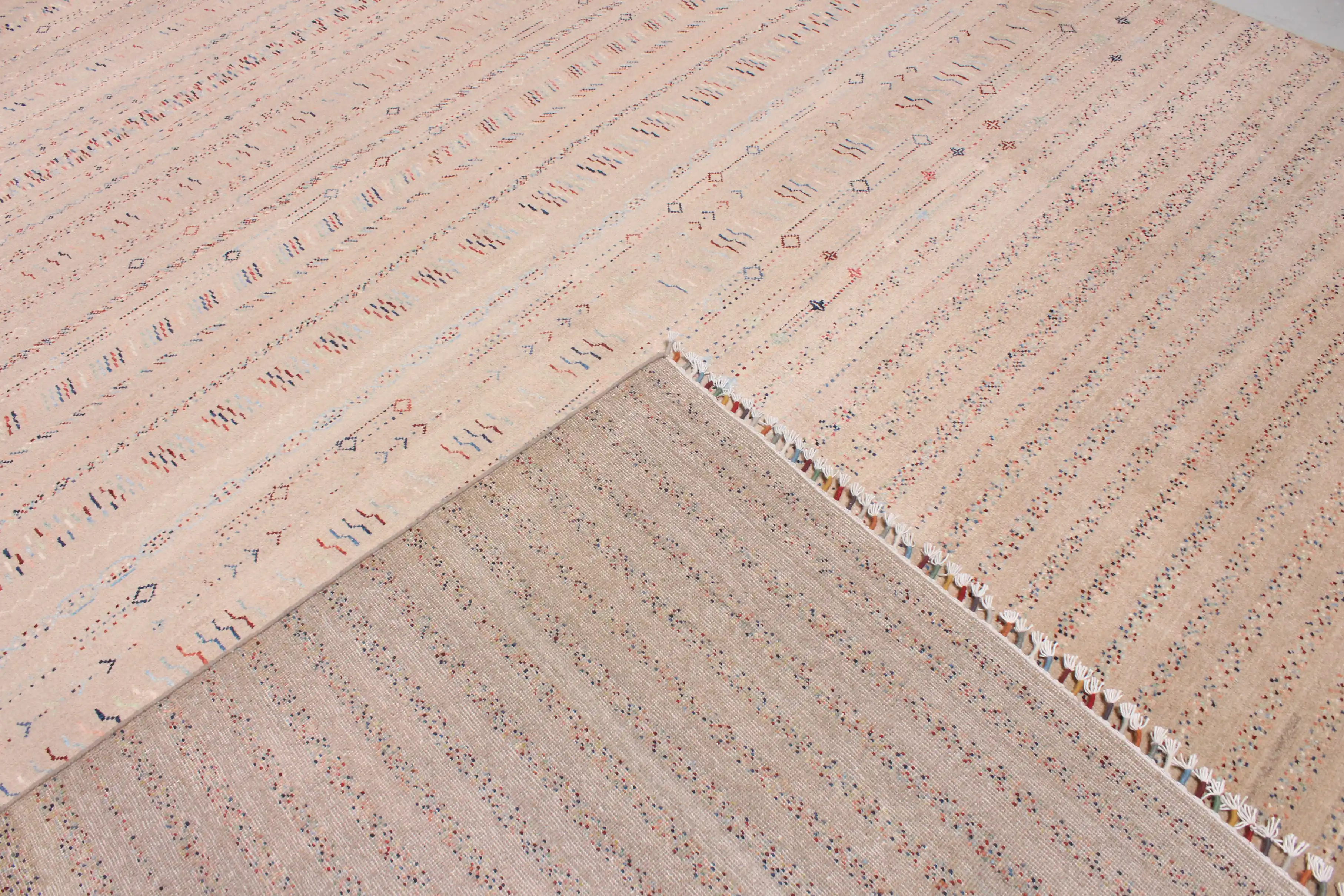 beige berjasta
