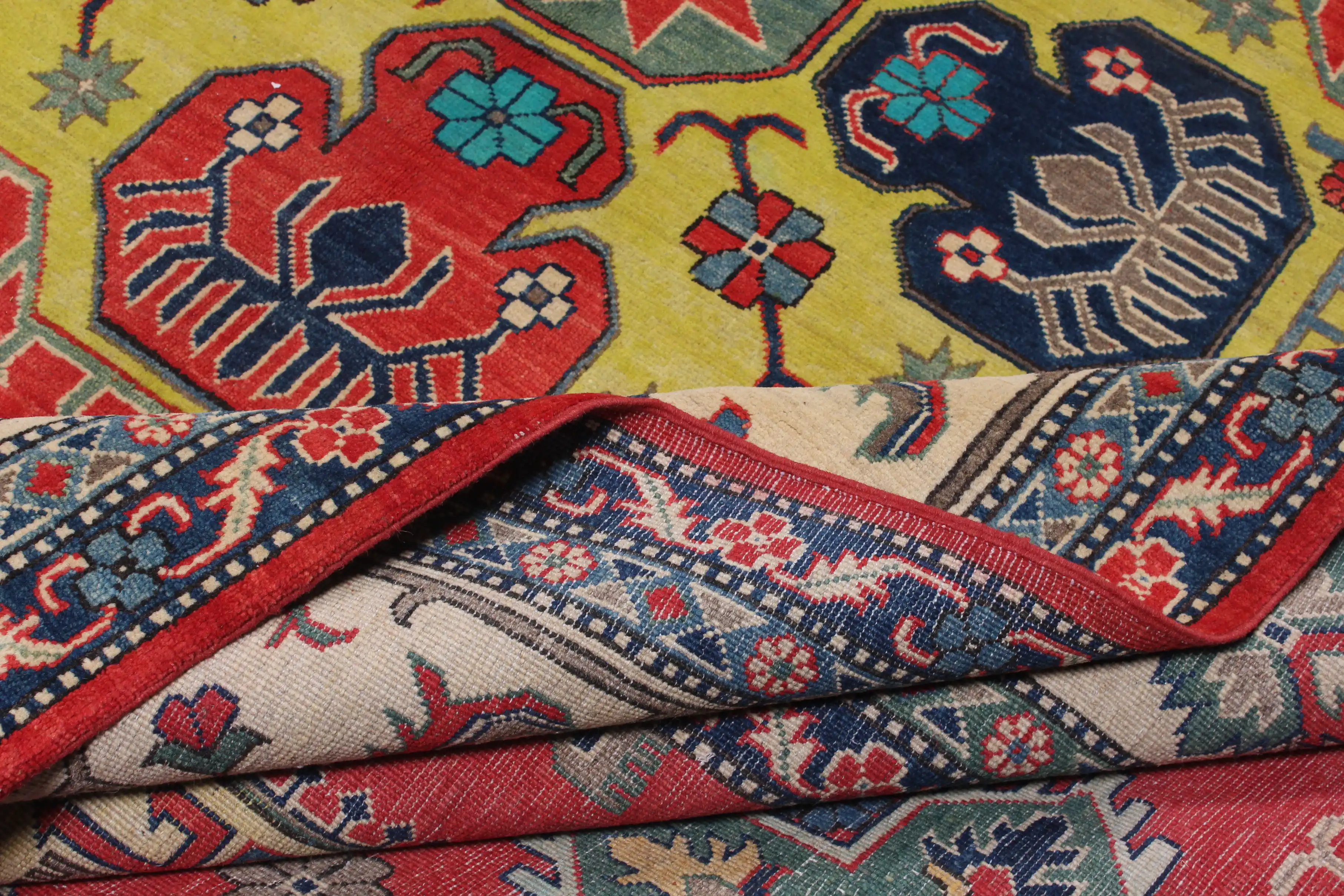 Commercial qazak
