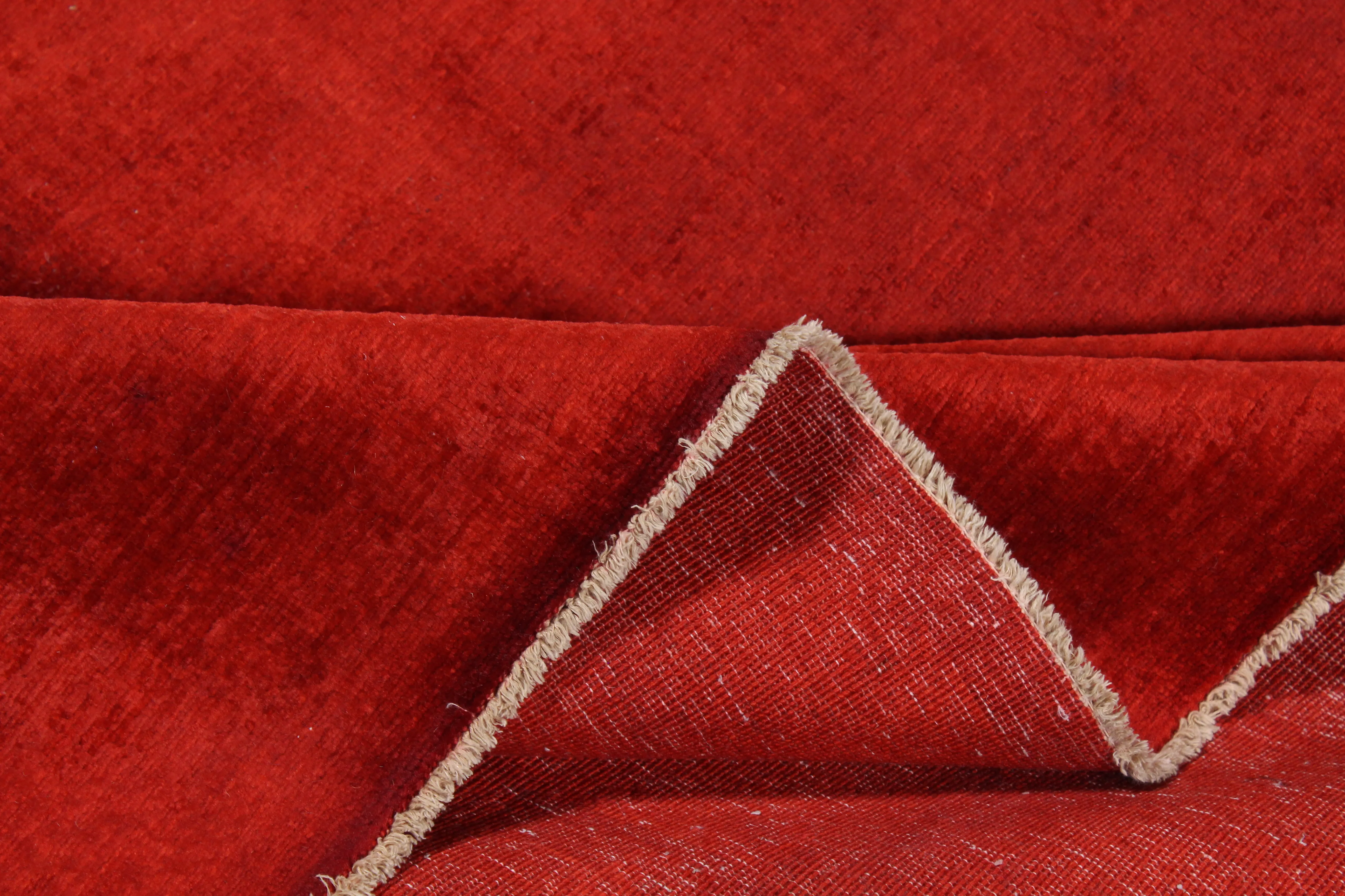 Plain Red